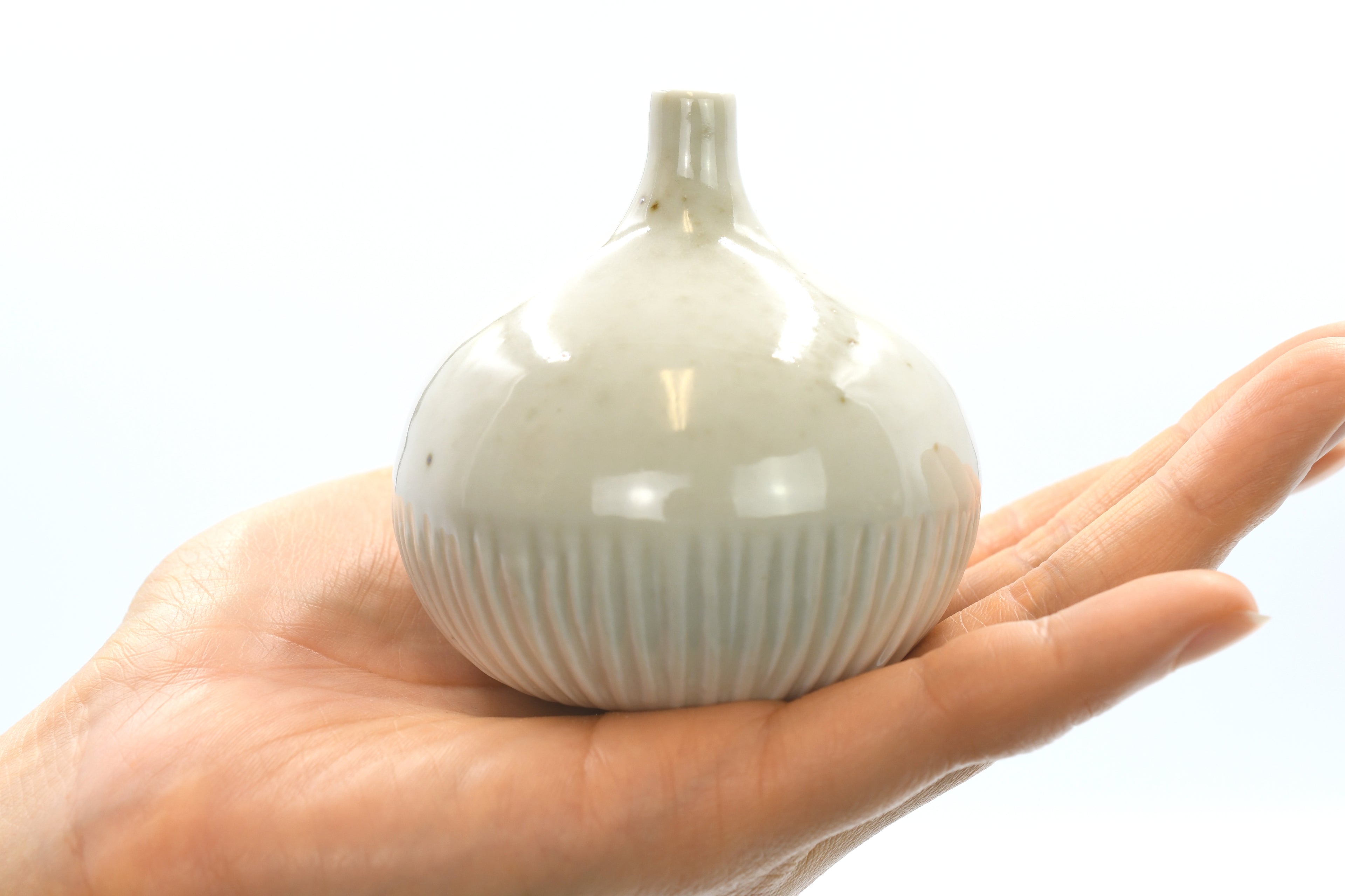 192ART16 CONGO TINY S-Handcrafted Porcelain Bud Vase
