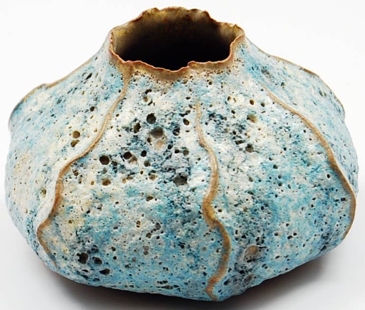 SRI110B Rose Apple - Small - Sea Blue vase