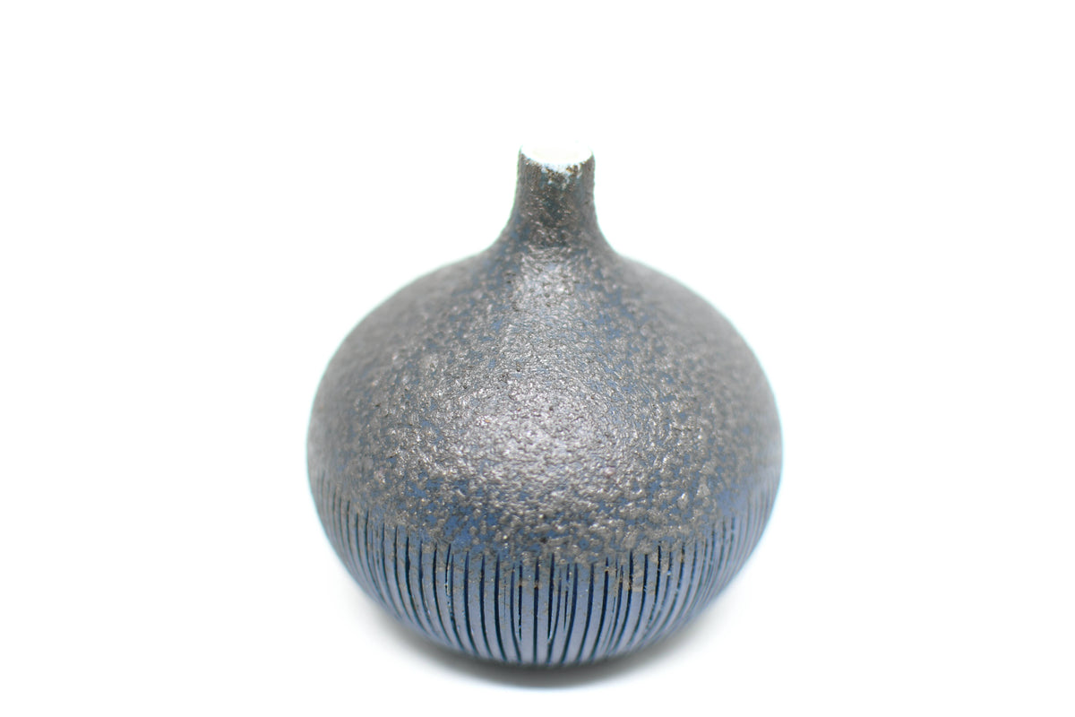 192ART13 CONGO TINY S-Handcrafted Porcelain Bud Vase