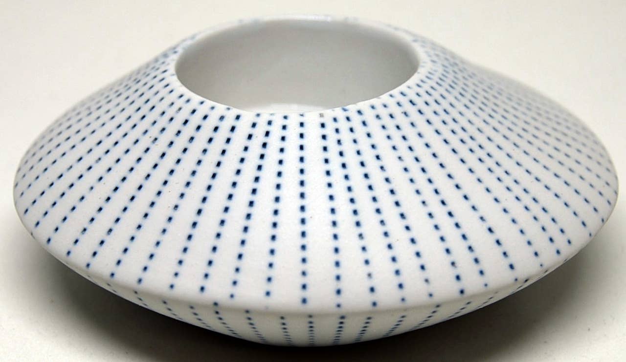 C500W26 SEA SHELL TEA LIGHT CANDLE HOLDER - WO 26
