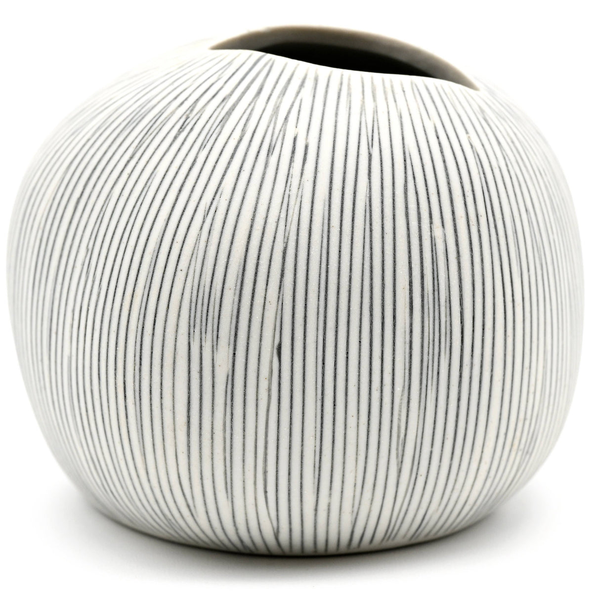 157W7 PEBBLE L-Handcrafted Porcelain Bud Vase