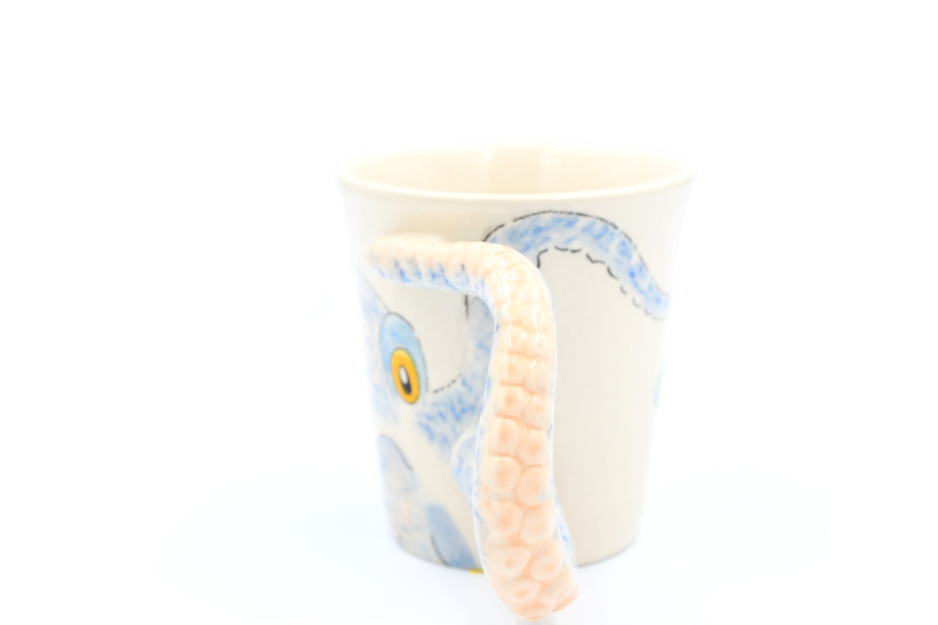 MUG152