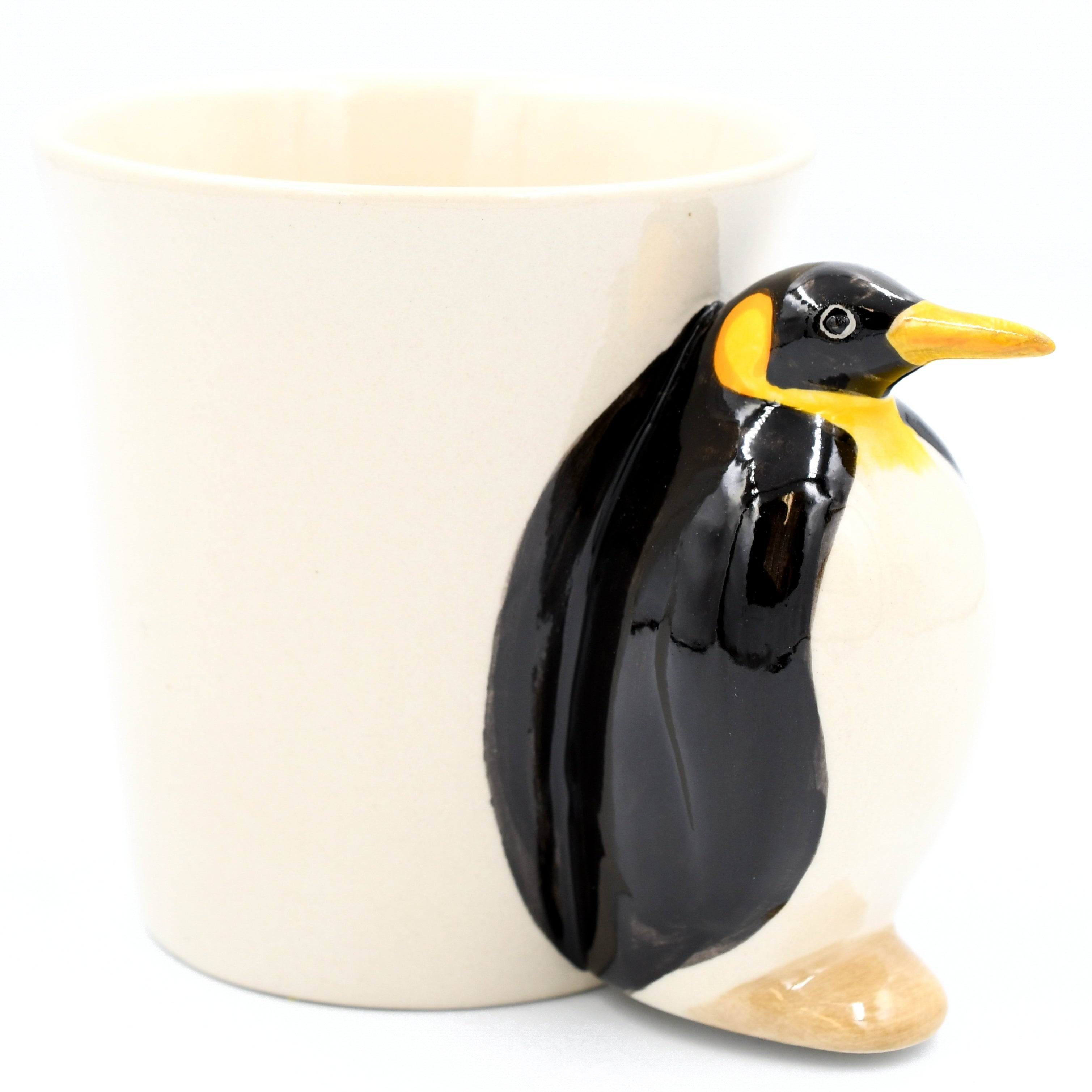 MUG216