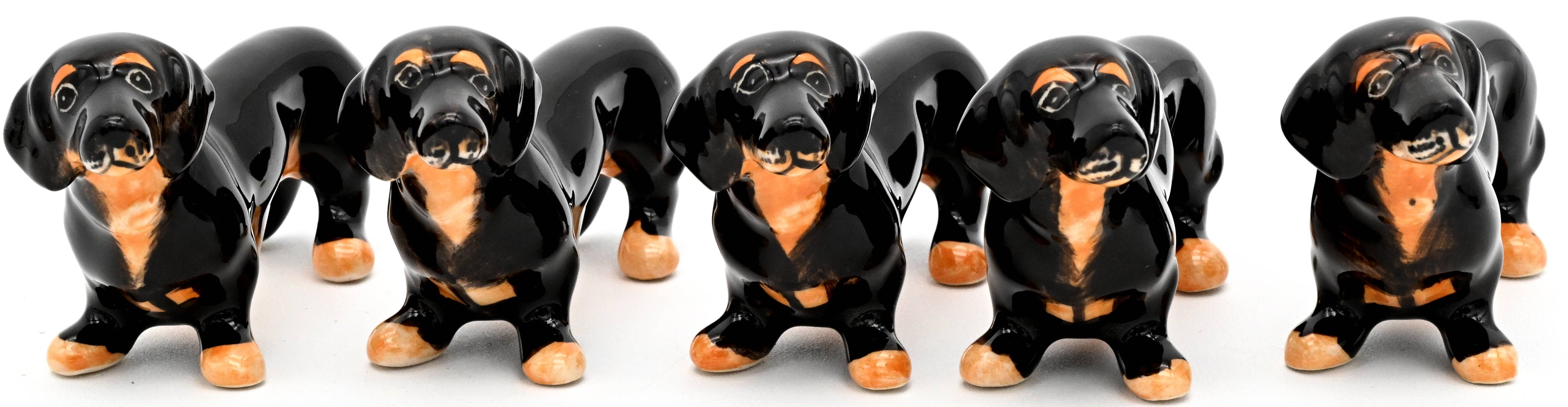 MiniS216S Miniature Ceramic Tiny S Dachshund -BK (set of 5).