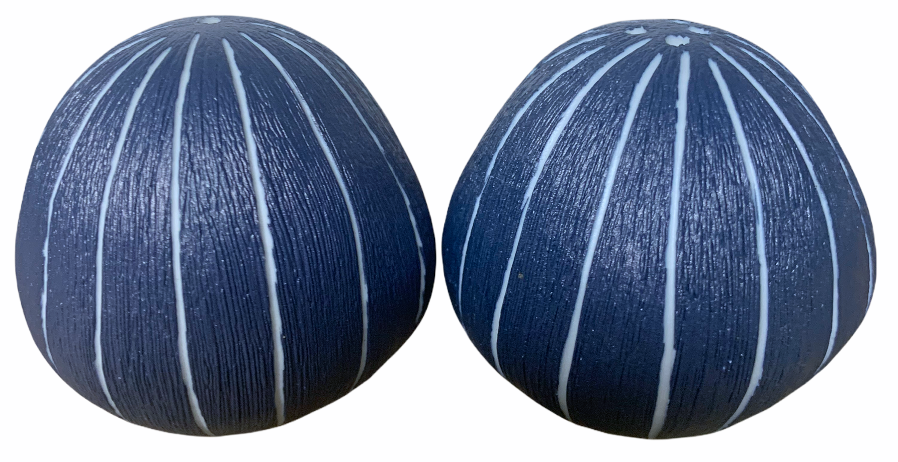 SP091BLUE17 Pebble Handcrafted Porcelain Salt and Pepper Shaker Set