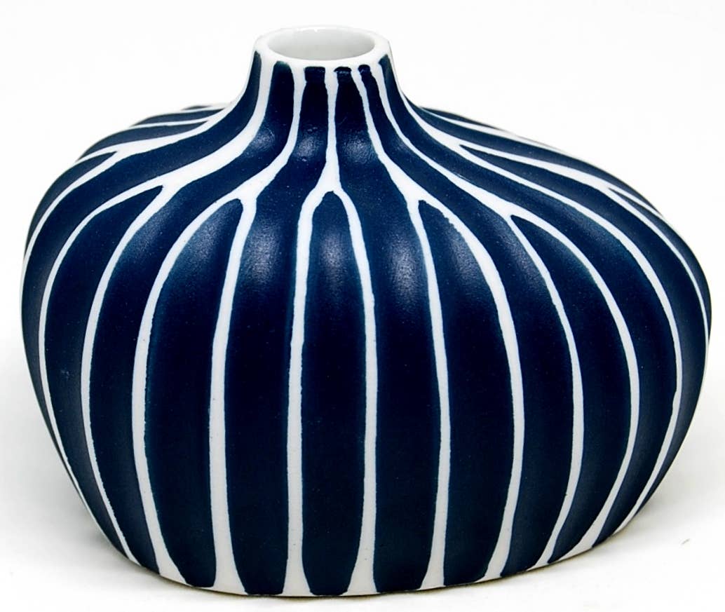 512BL6 GUGU PIM L-Handcrafted Porcelain Bud Vase
